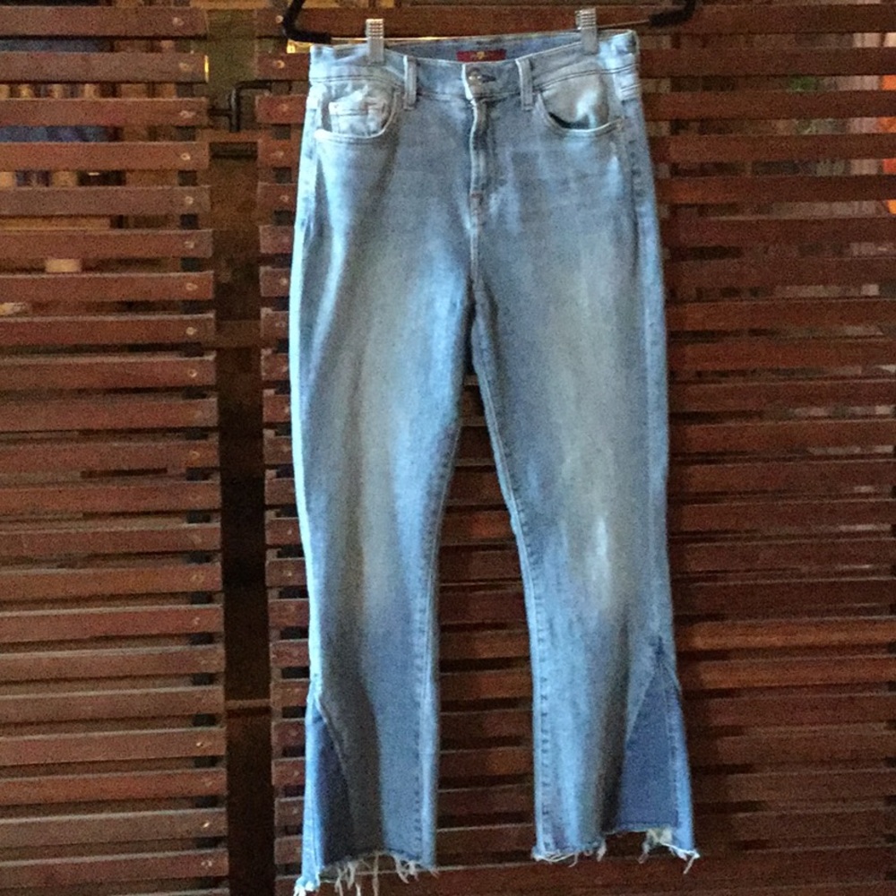 Cropped flare jeans
